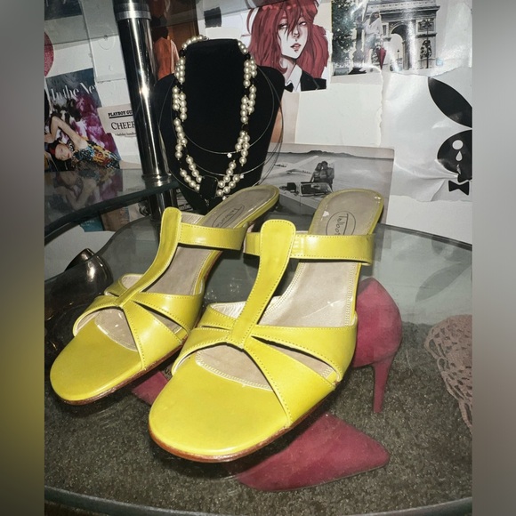 Green Kitten heels - Picture 4 of 5